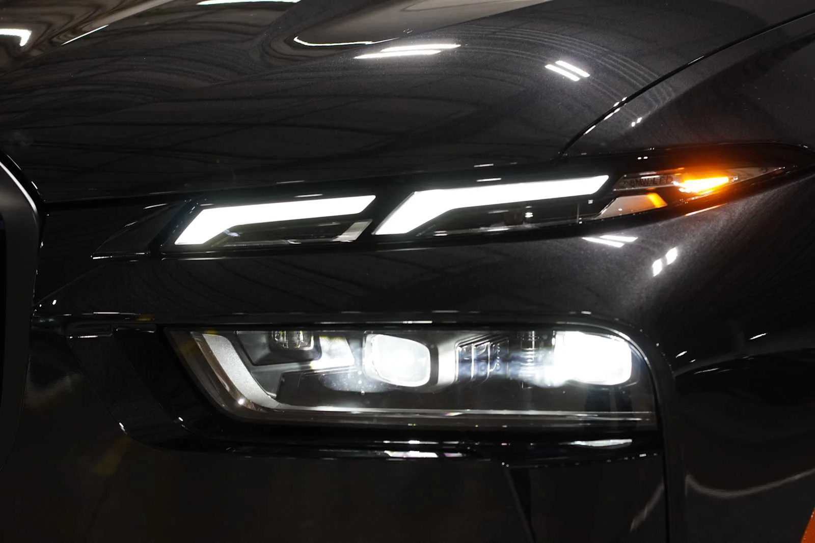 New 2027 Black Sapphire Metallic BMW xDrive40i image 6