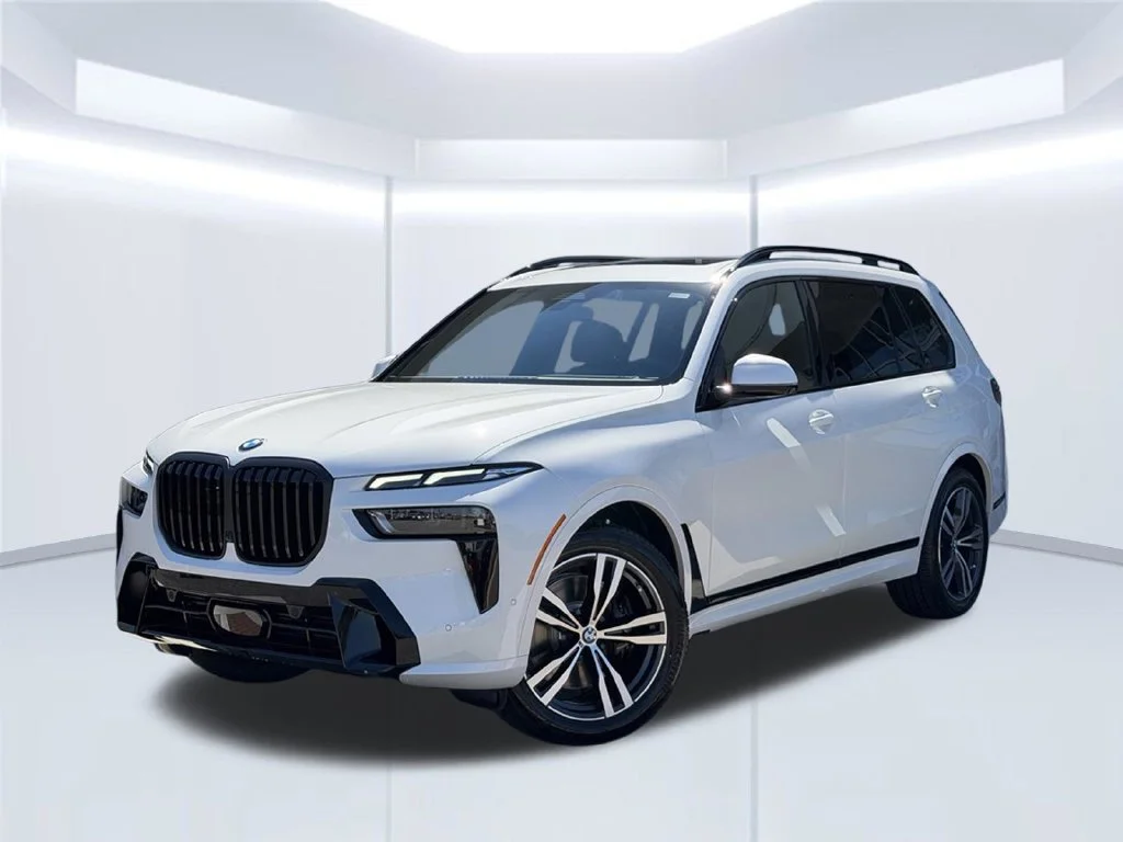 2027 BMW X7