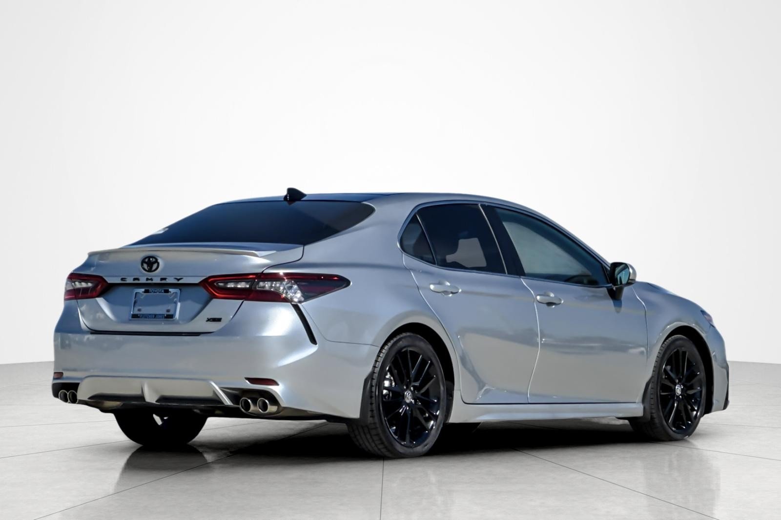 Used 2023 CELESTIAL SILVER MET Toyota XSE image 5