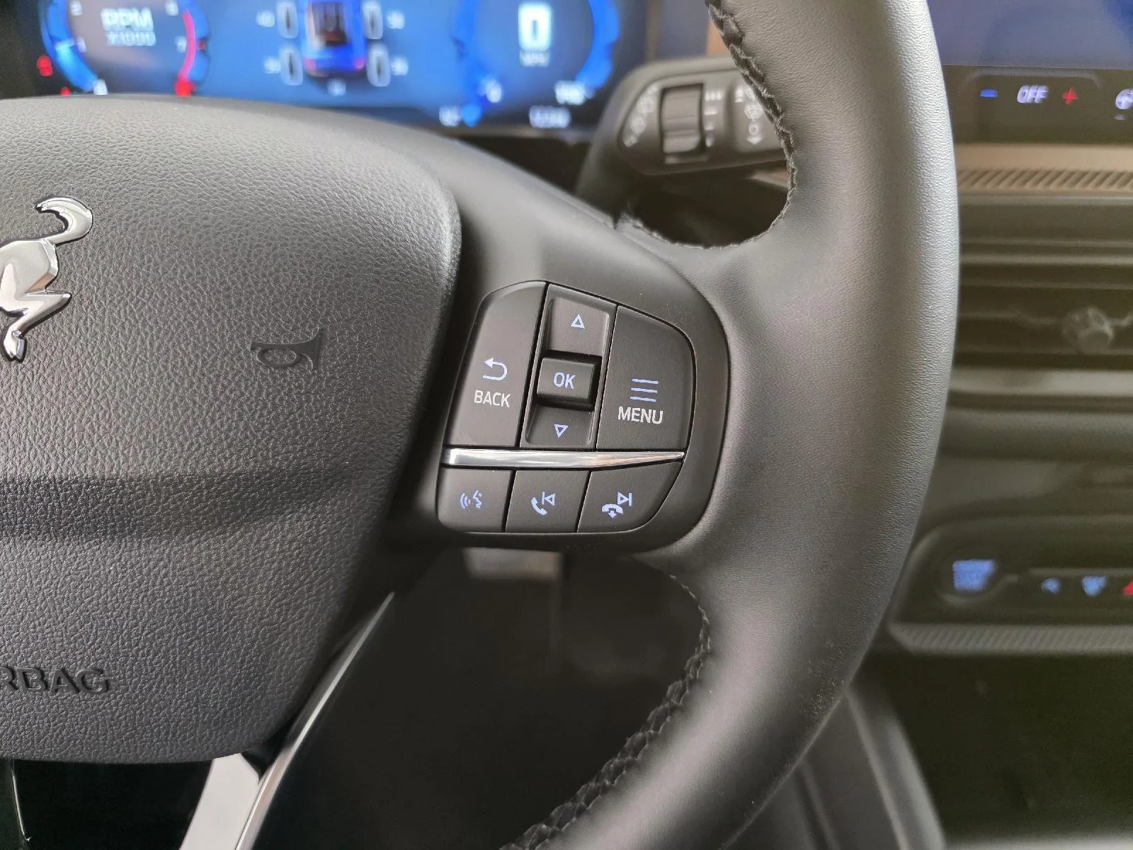 Used 2025 Carbonized Gray Metallic Ford Outer Banks image 28