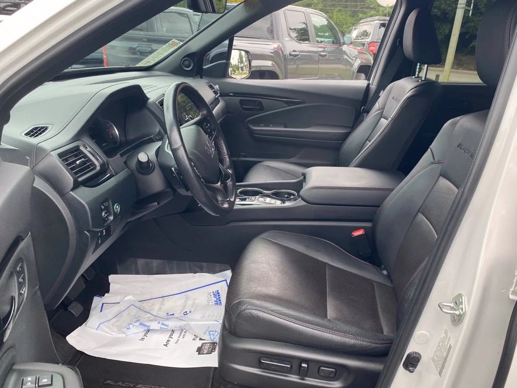 Used 2024  Honda Black Edition image 6