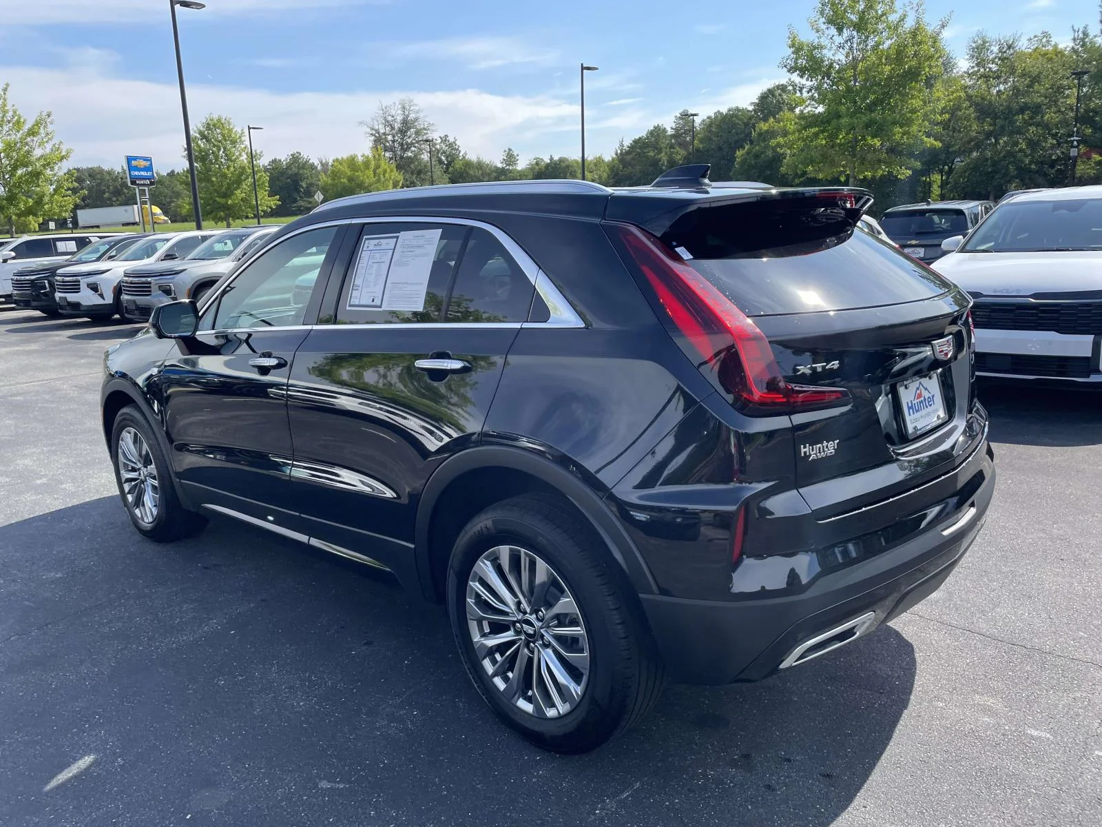 Used 2025 Stellar Black Metallic Cadillac Premium Luxury image 4