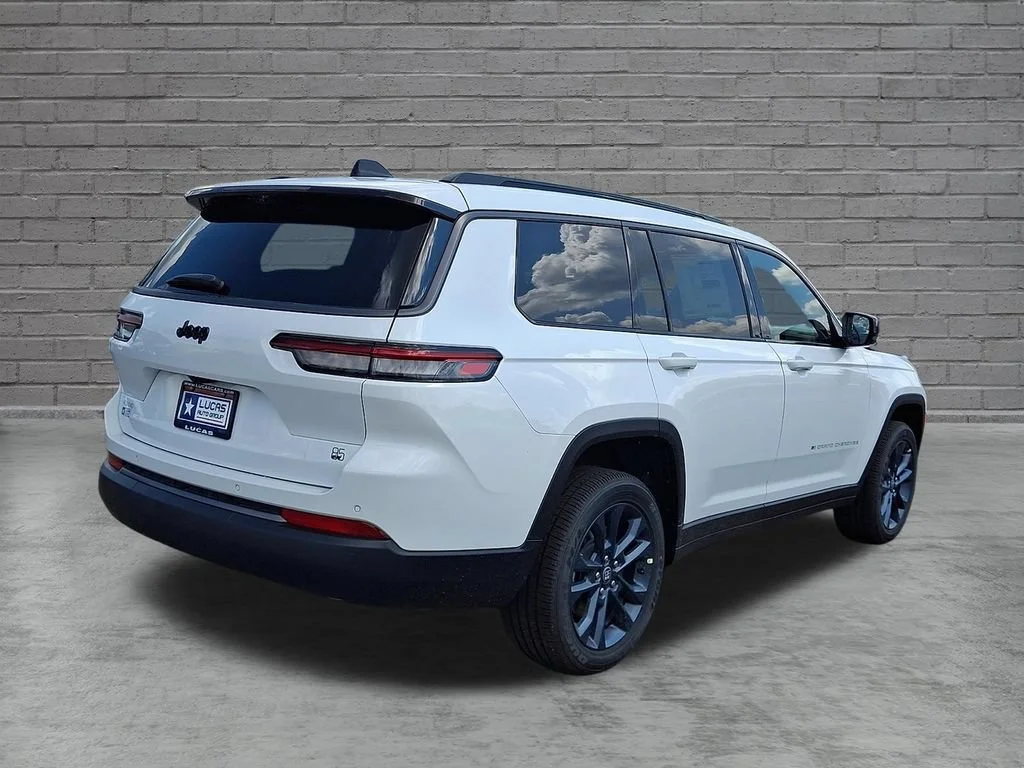 New 2026 Bright White Clearcoat Jeep 85th Anniversary Edition image 8