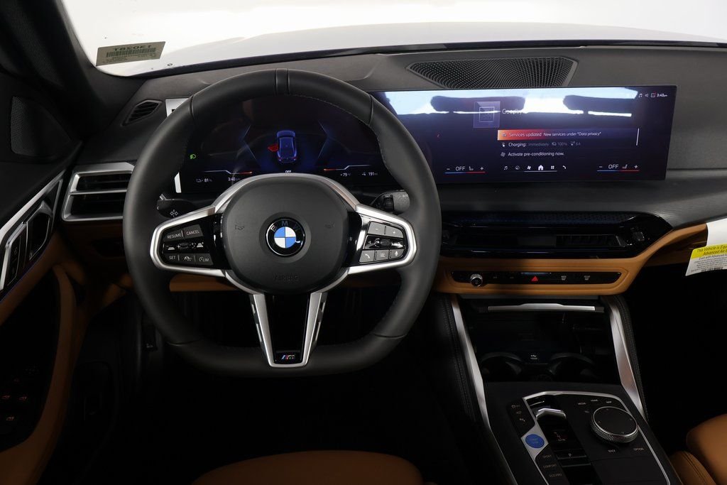 New 2026 Portimao Blue Metallic BMW eDrive40 image 3
