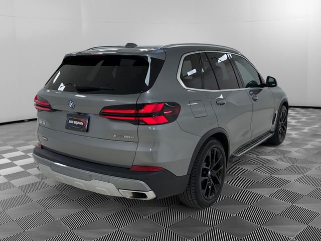 Used 2025 Gray BMW xDrive50e image 5