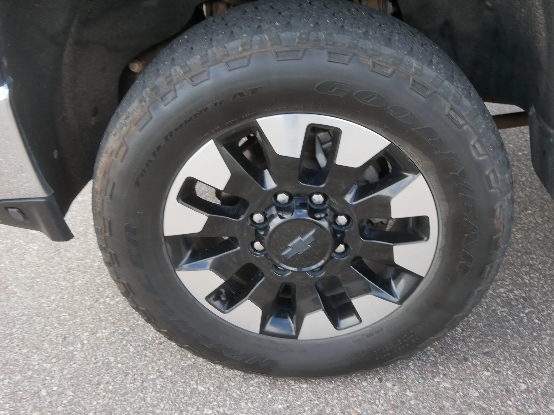 Used 2020 Summit White Chevrolet LT image 16