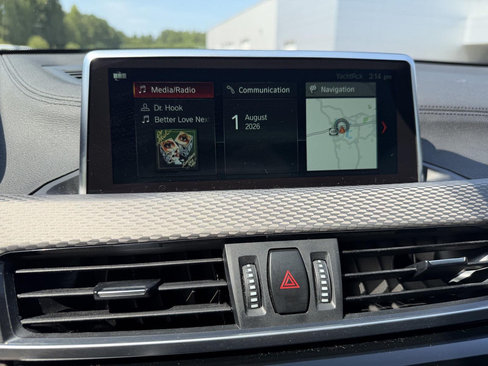 Used 2018 Black Sapphire Metallic BMW xDrive28i image 10