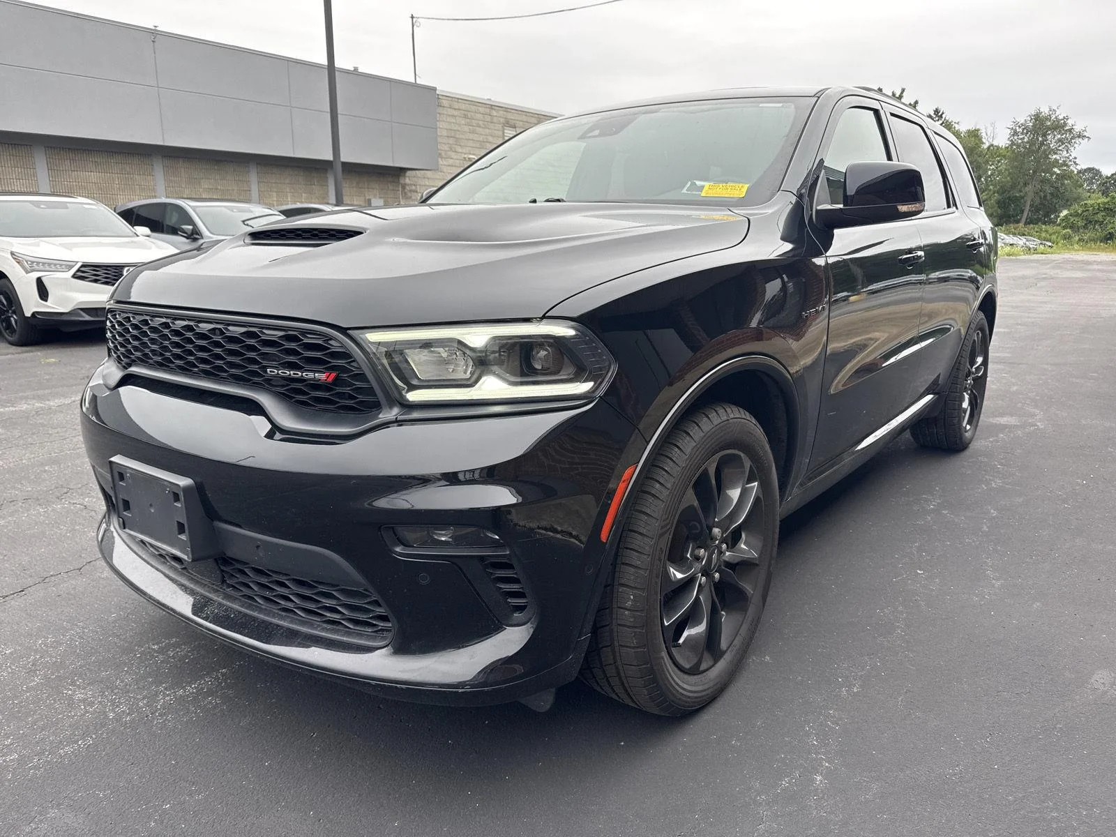 Used 2023 DB Black Clearcoat Dodge R/T Plus image 3