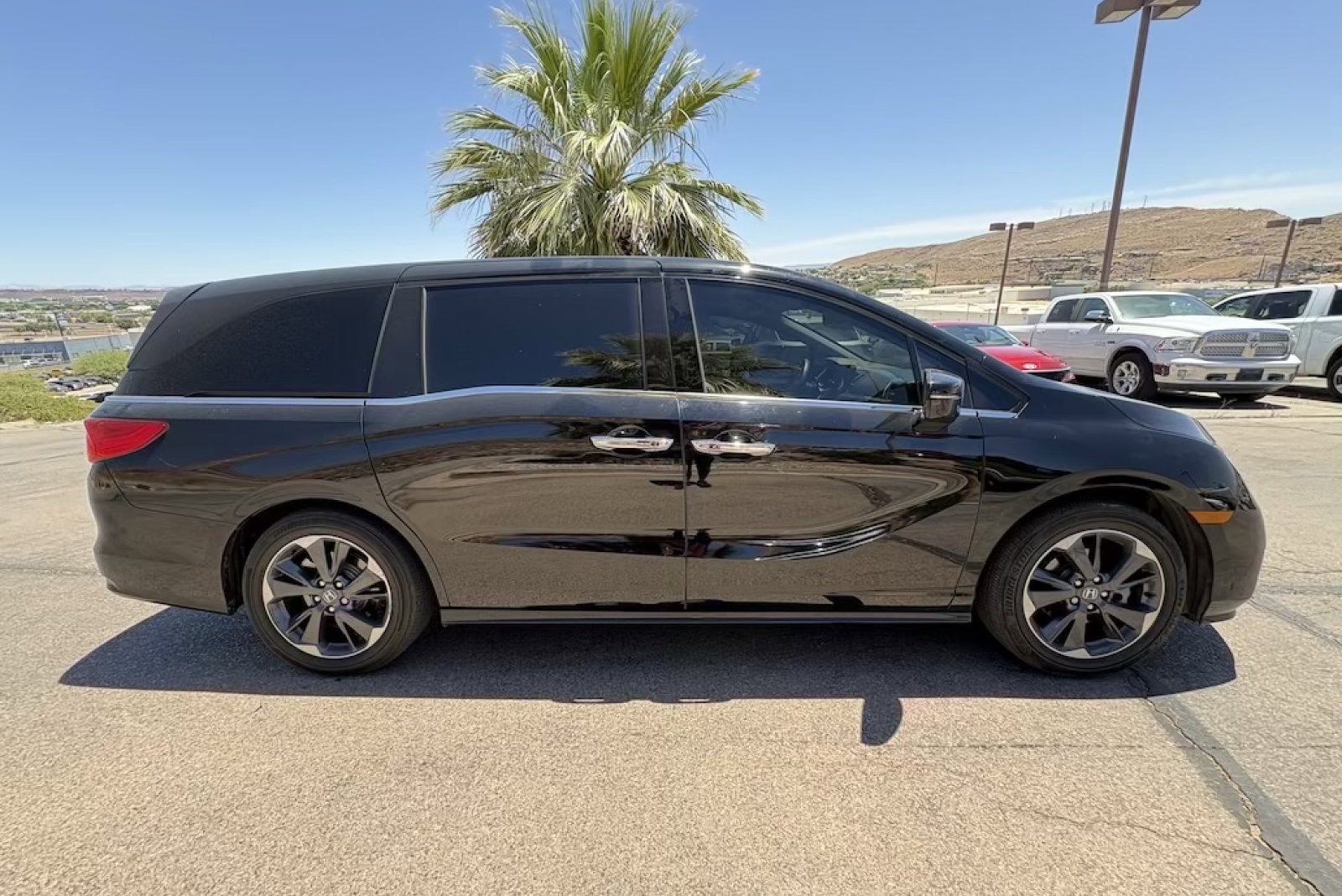 Used 2022 Black Honda Elite image 7
