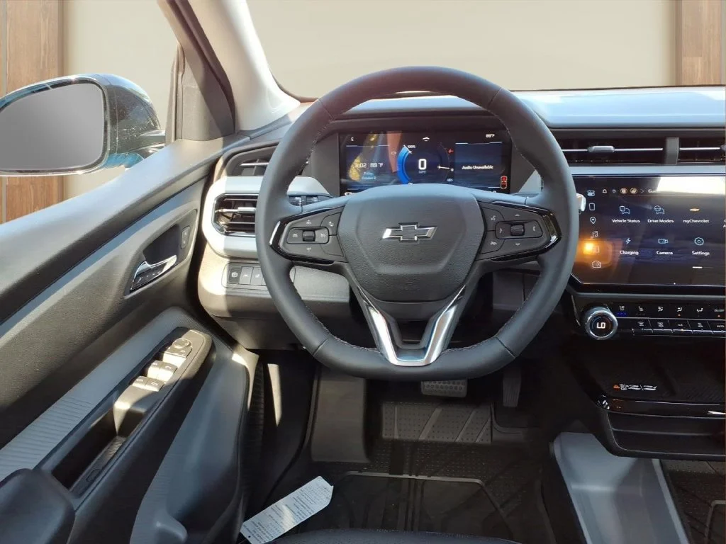 2027 Chevrolet Bolt RS - Photo 22