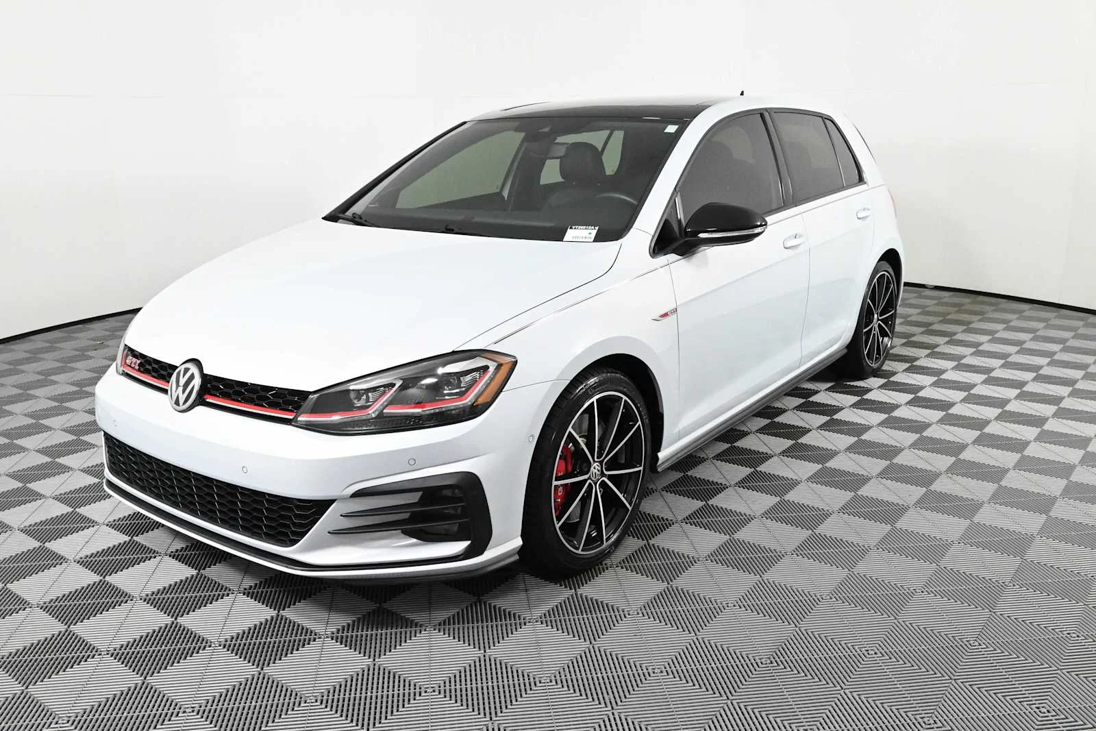 3VW6T7AU1MM011567