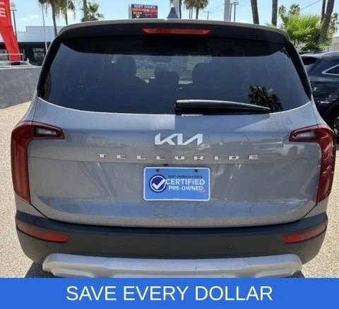 Used 2022 Silver Kia LX image 7
