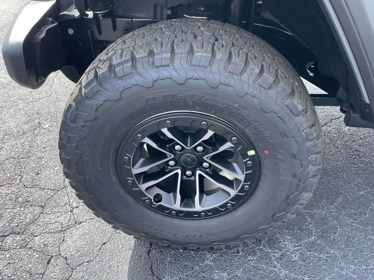 New 2026 Bright White Clear-Coat Exterior Paint Jeep Willys image 38