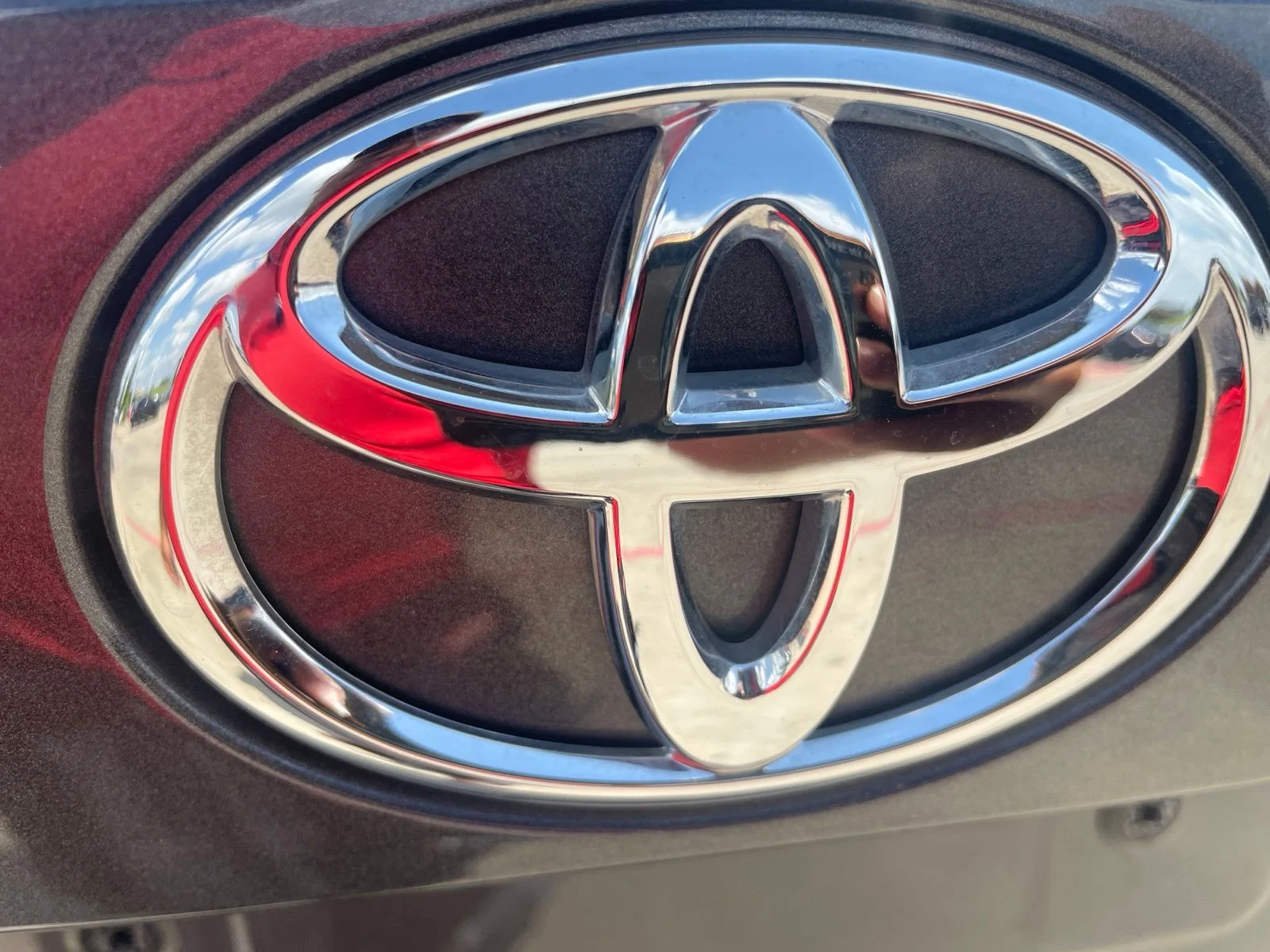 Used 2025 Gray Toyota XLE image 14