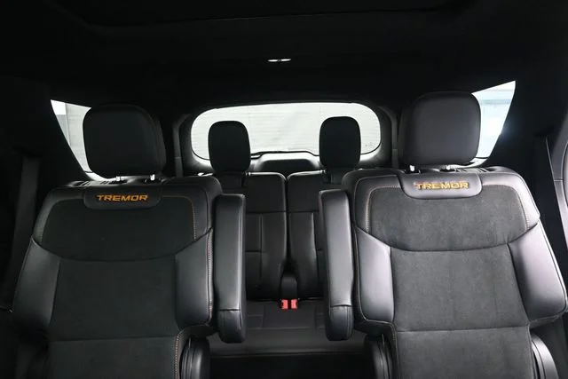 New 2026 Carbonized Gray Metallic Ford Tremor® image 18