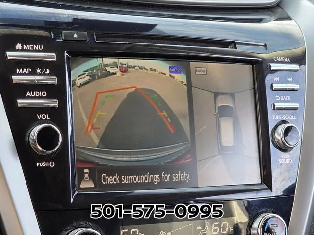 Used 2022 Gray Nissan Platinum image 23