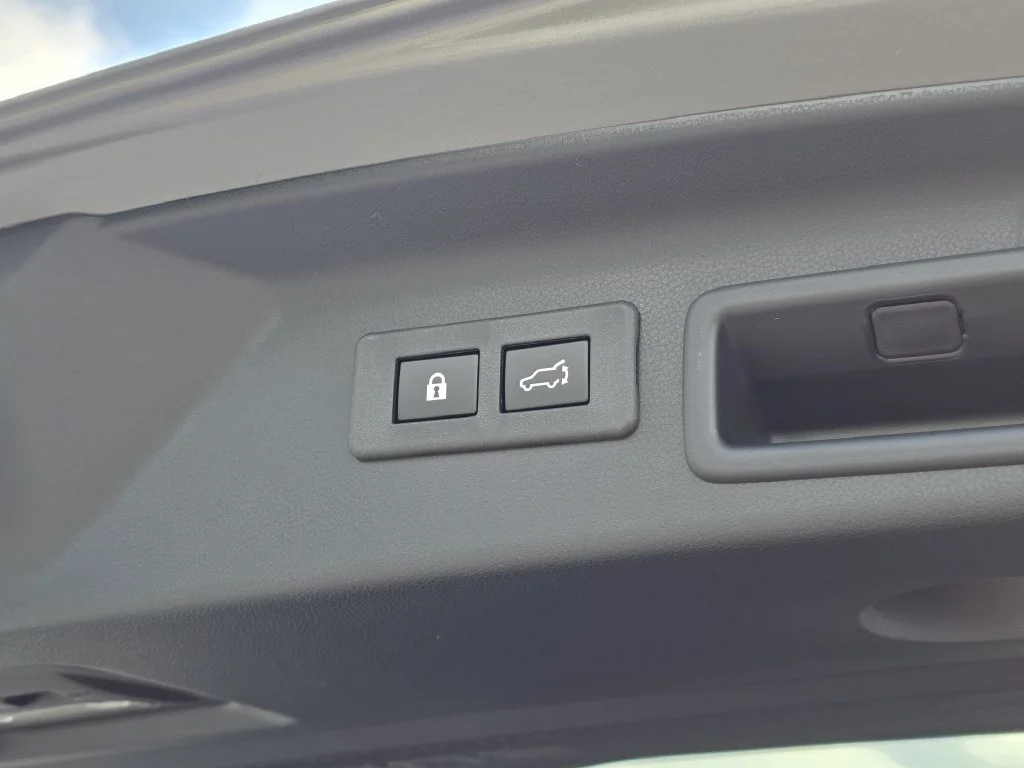New 2026 RIVER ROCK PEARL Subaru Limited Hybrid image 10
