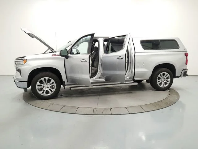 2022 Chevrolet Silverado 1500 LTZ - Photo 12