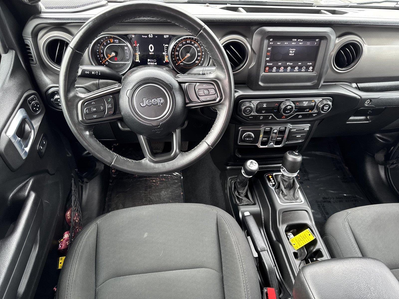 Used 2021 Granite Crystal Metallic Clearcoat Jeep Sport S image 14