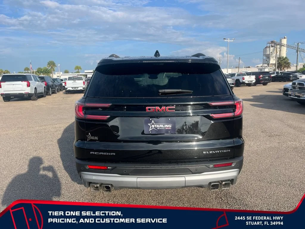 Used 2026 Ebony Twilight Metallic GMC Elevation image 6