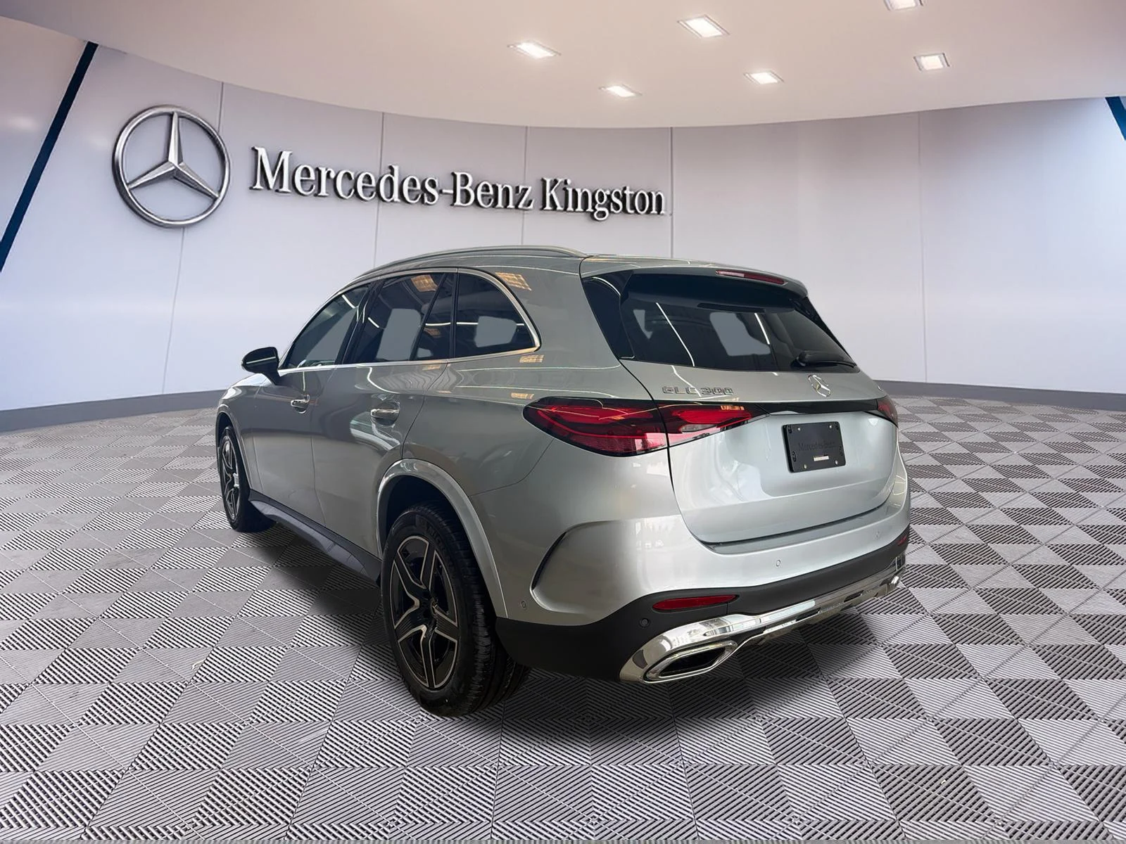 New 2026 Silver Mercedes-Benz GLC 300 4MATIC SUV image 9
