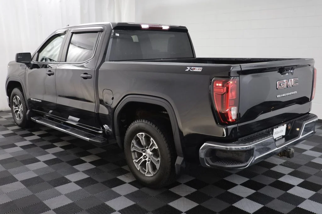 Used 2024 Onyx Black GMC Pro image 15