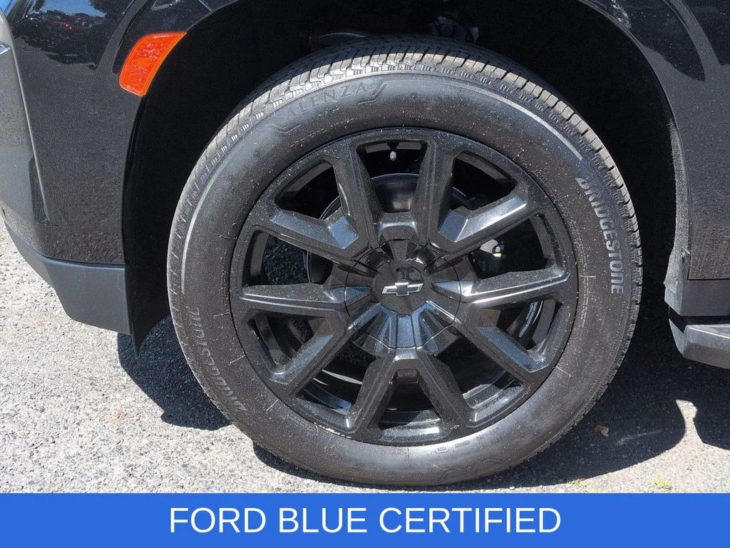 Used 2022 Black Chevrolet RST image 32