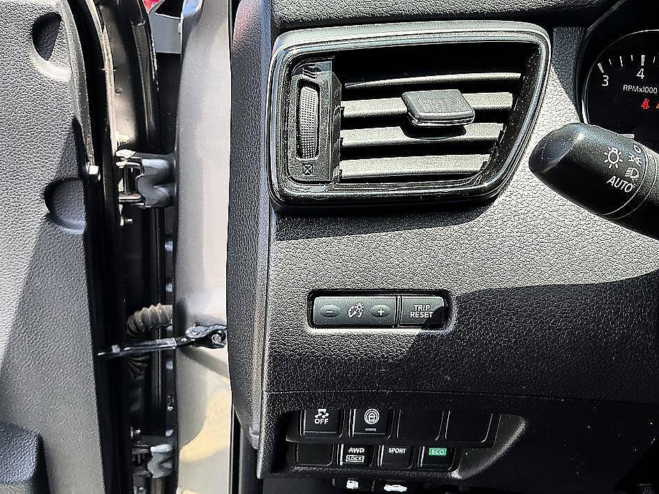 Used 2021 Gun Metallic Nissan S image 13
