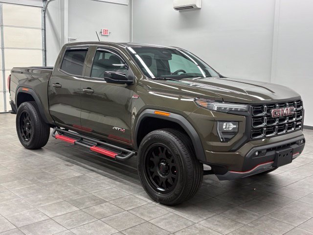 2024 GMC Canyon AT4