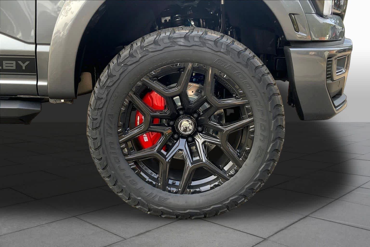 New 2026 Carbonized Gray Metallic Ford Lariat® image 12