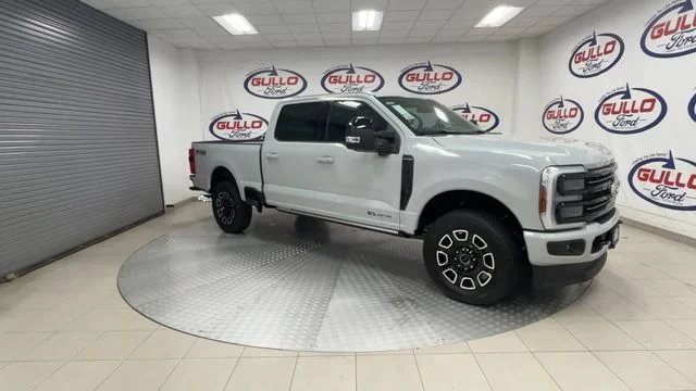 New 2026 Avalanche Ford Platinum image 2