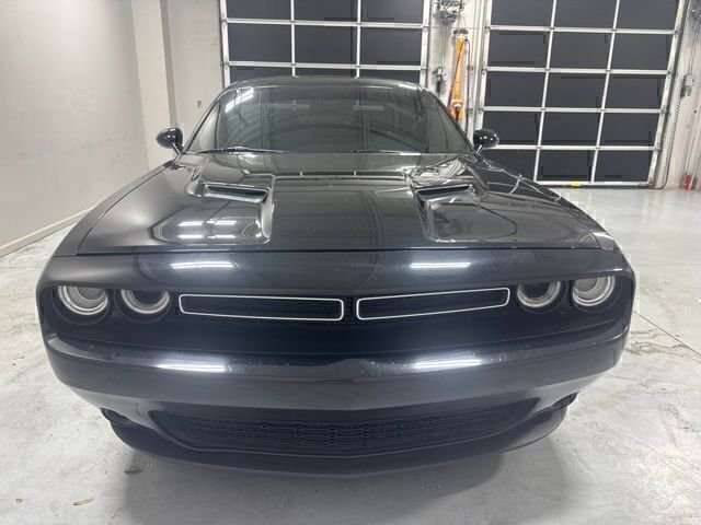 Used 2017 Black Dodge R/T image 2
