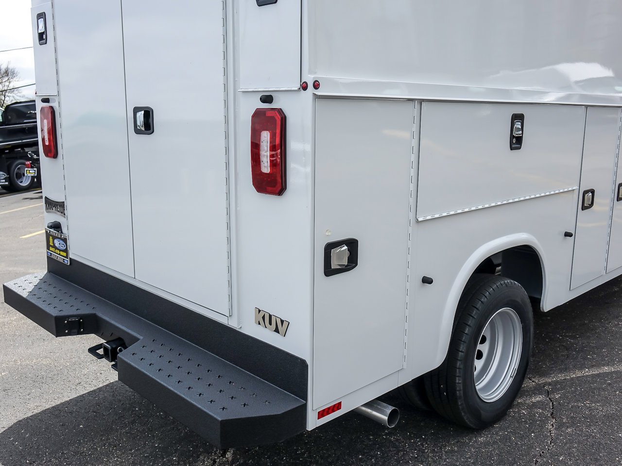 New 2026 Oxford White Ford KUV image 10