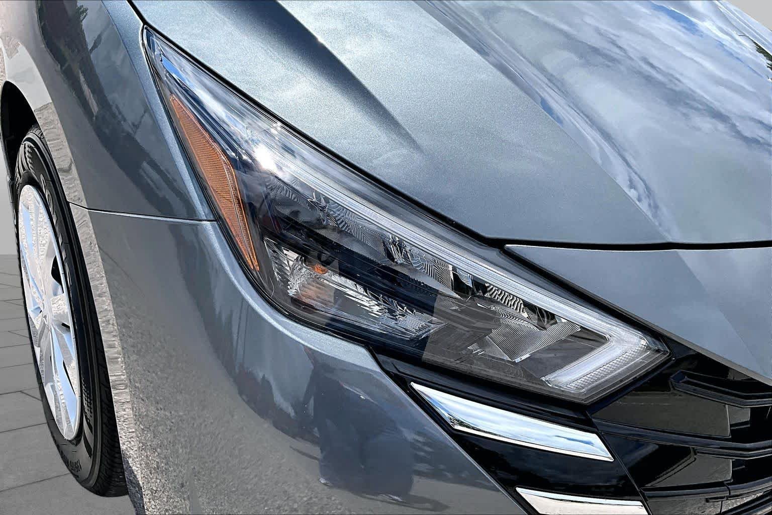 Used 2025 Gun Metallic Nissan S image 28