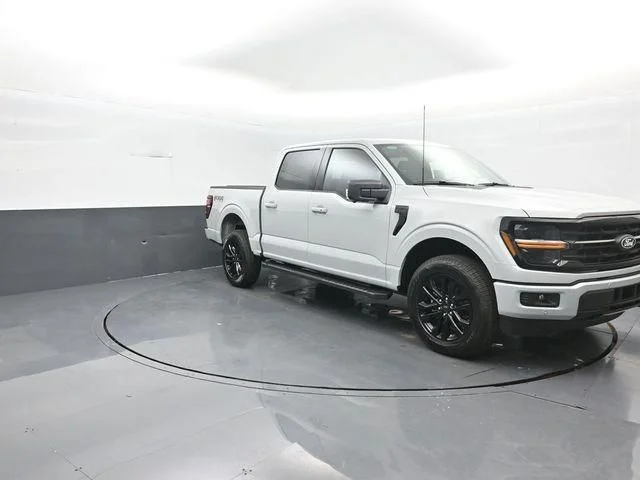 New 2026 Avalanche Ford XLT image 2
