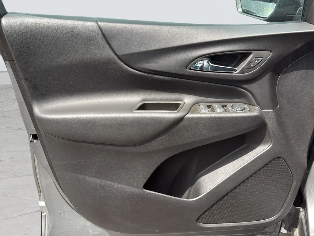 Used 2023 Gray Chevrolet LT image 13