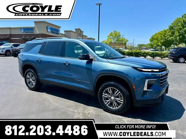 2025 Chevrolet Traverse FWD LT's photo
