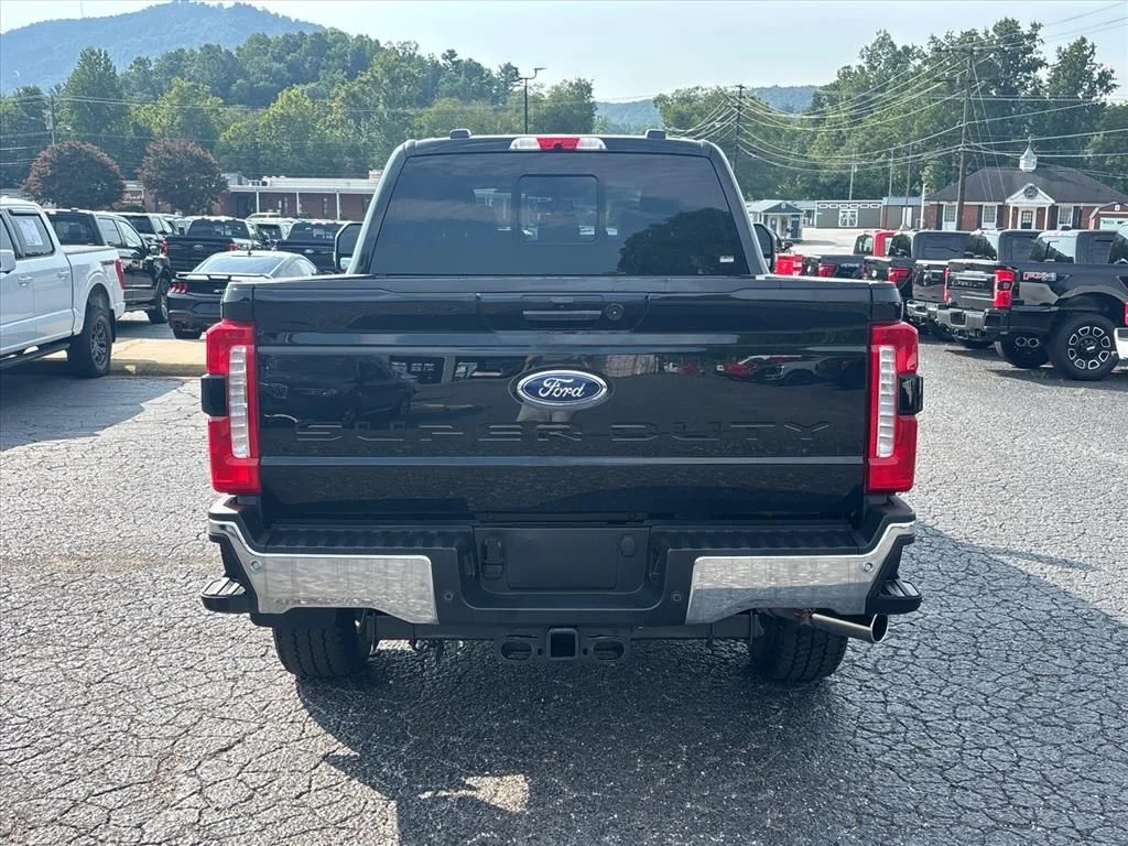 Certified Used 2024 Agate Black Metallic Ford Lariat image 6