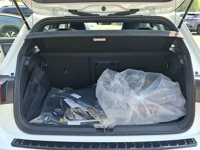 New 2026 White/off-white Volkswagen Base image 15