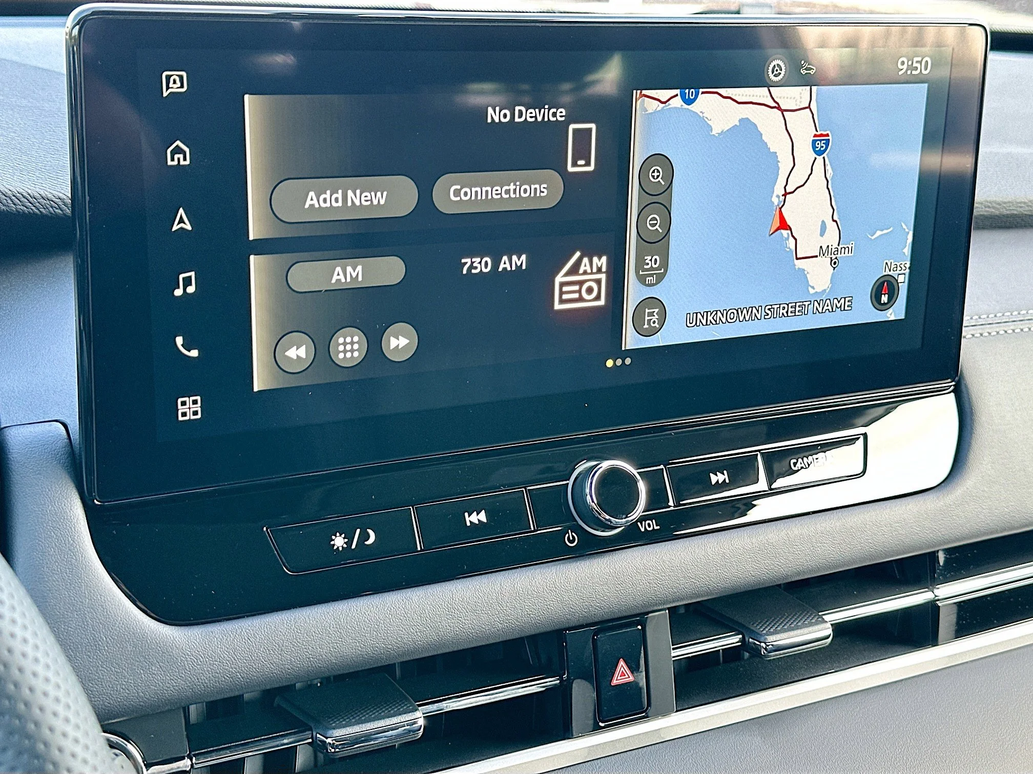 2026 Mitsubishi Outlander SEL - Photo 10