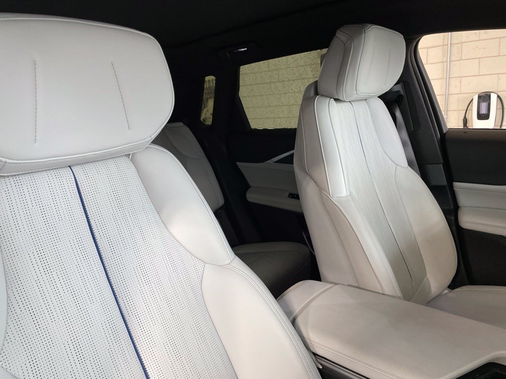 Used 2024 Silver Cadillac Luxury image 13