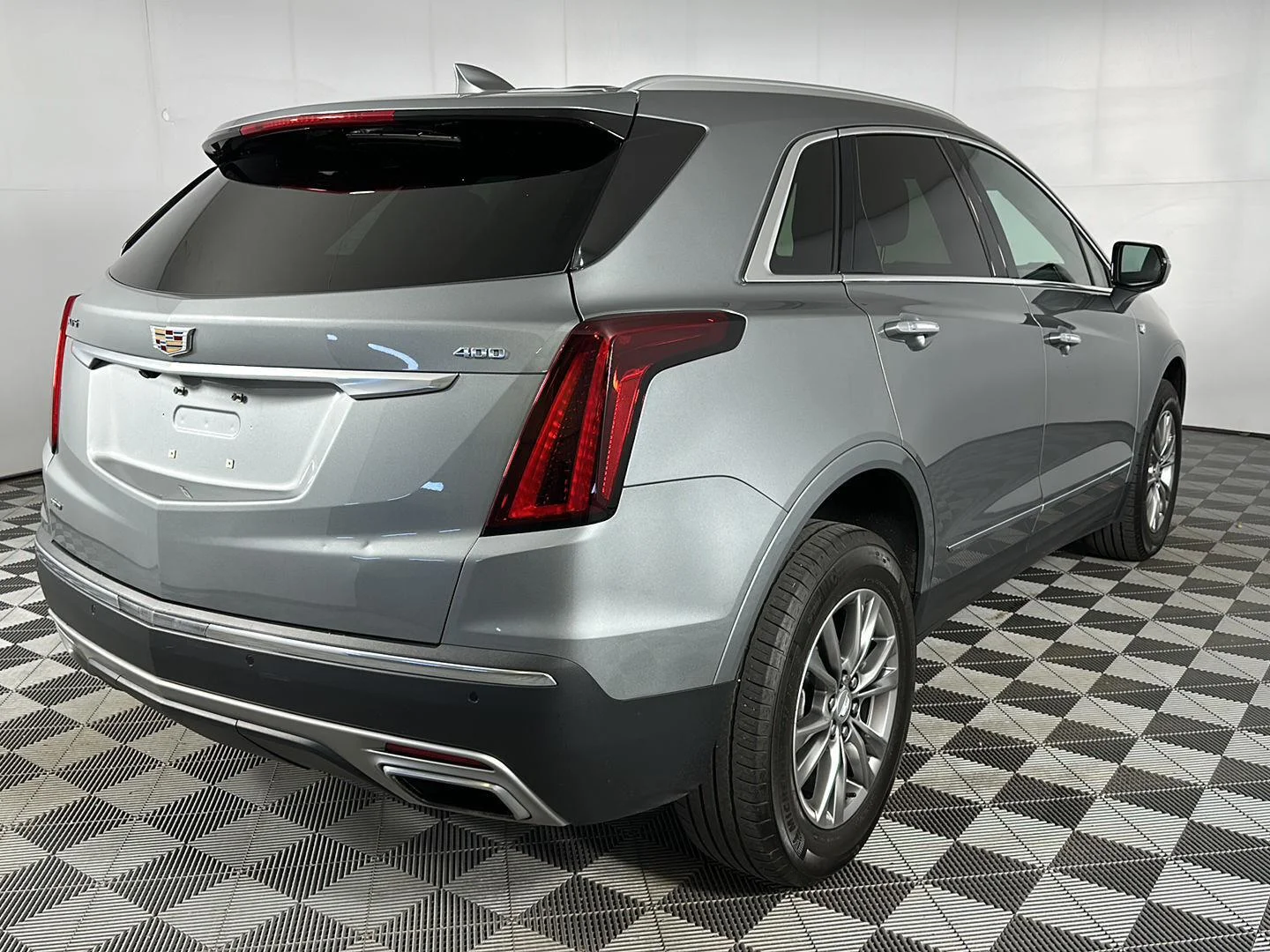Used 2023 Argent Silver Metallic Cadillac AWD Premium Luxury image 28