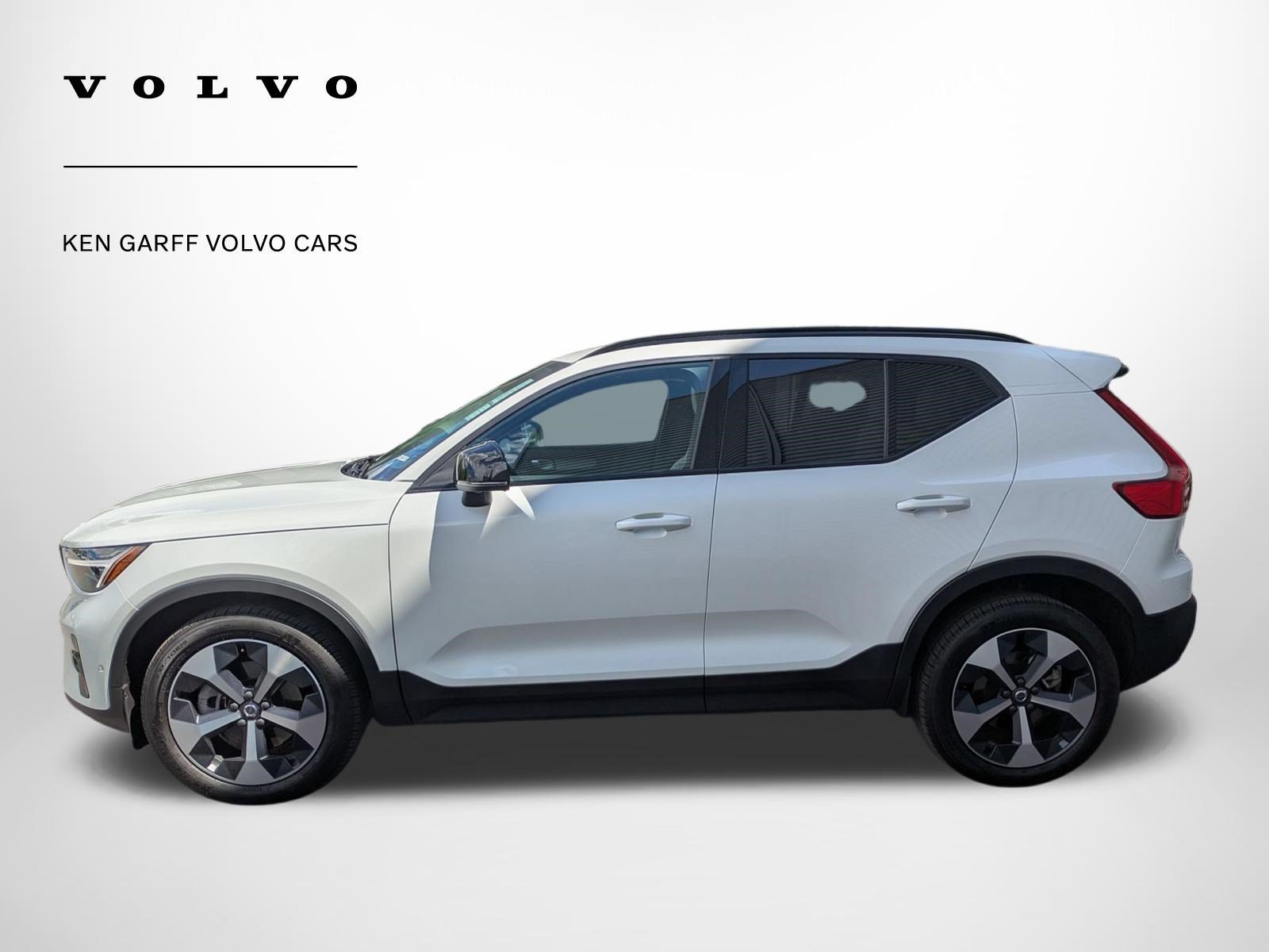 New 2026 Crystal White Volvo Plus image 7