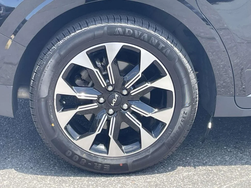 Used 2024 Black Kia EX image 13