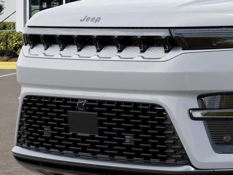 New 2026 Bright White Clear-Coat Exterior Paint Jeep  image 45