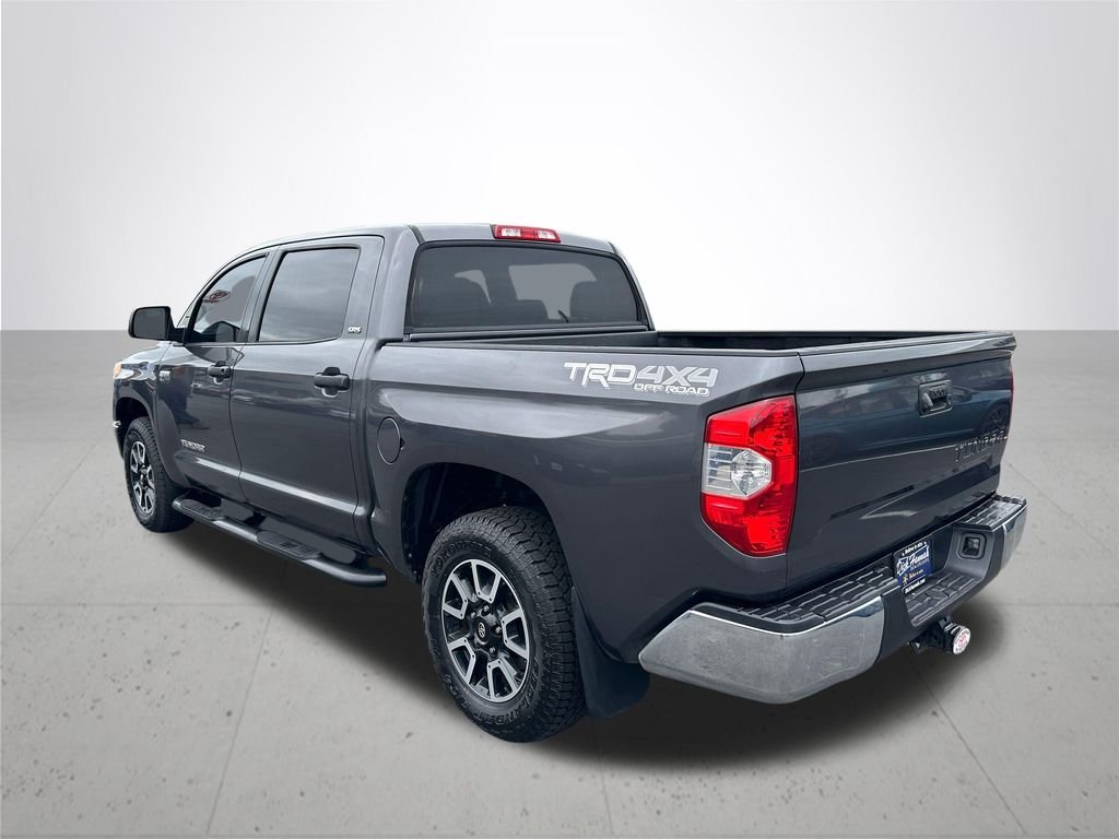 Used 2017 Gray Toyota SR5 image 8