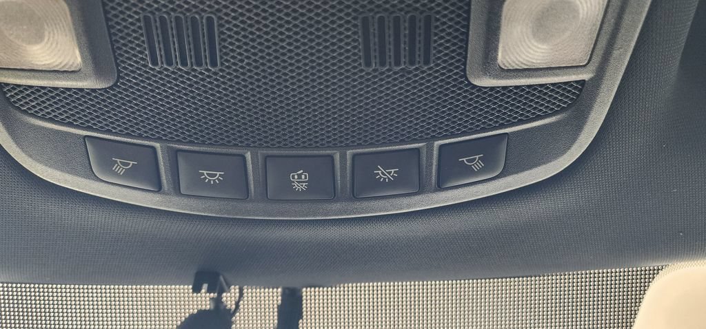 Used 2017 Lightning Blue Ford XL image 34