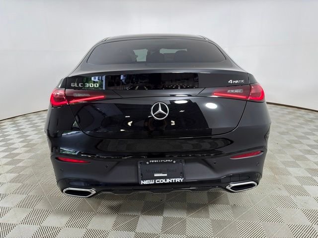 New 2027 Black Mercedes-Benz GLC 300 image 6
