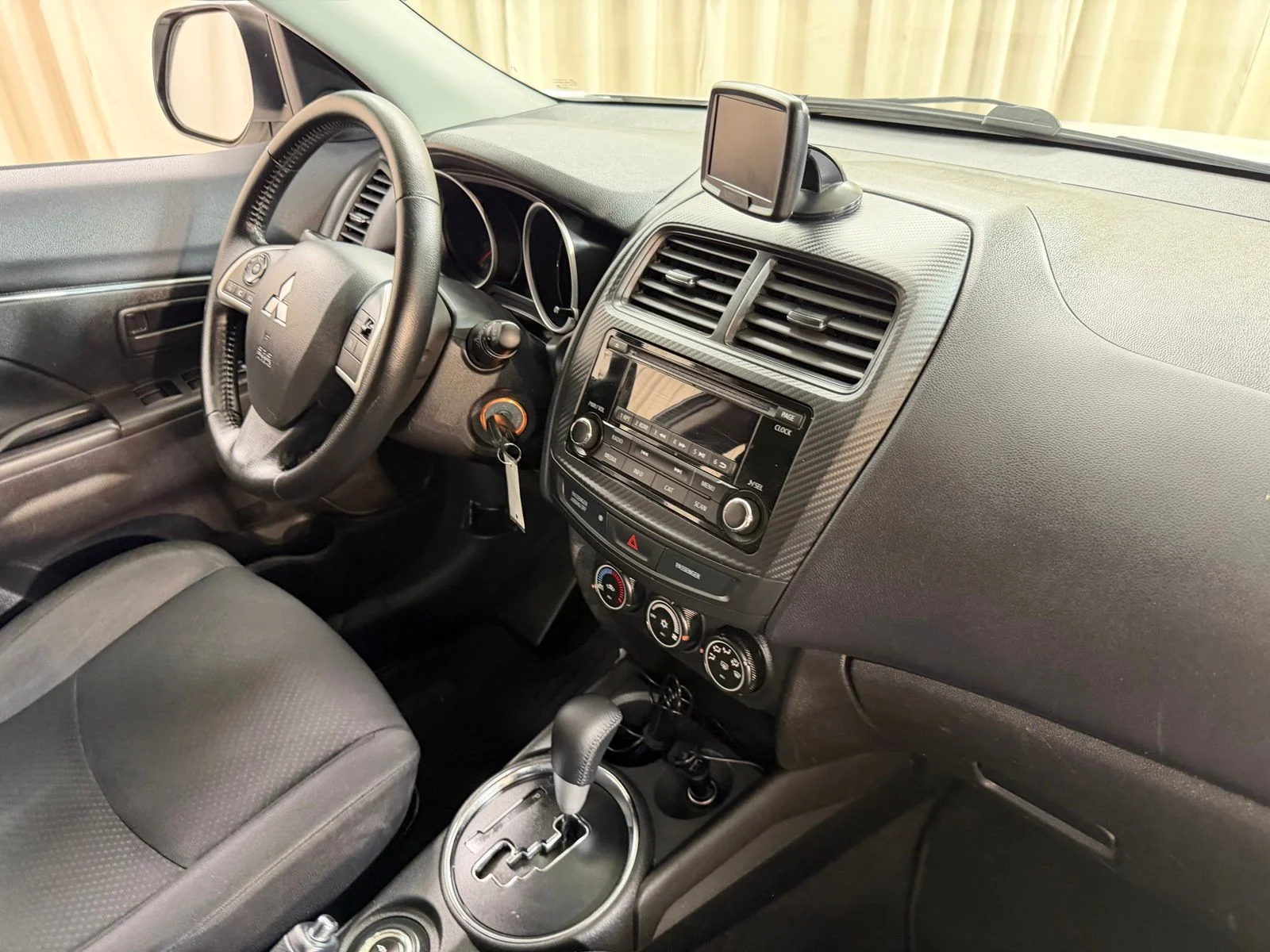 Used 2015  Mitsubishi ES image 45