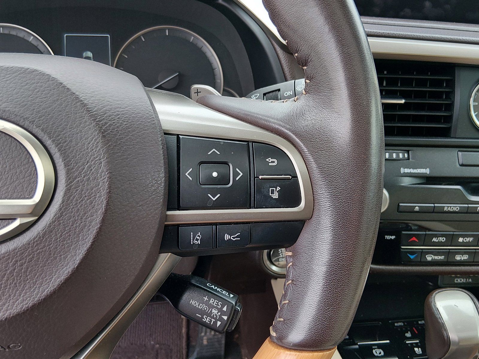 Used 2020 White Pearl Lexus RX 350 image 18
